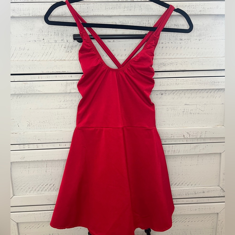 Elegant Red Sleeveless Dress